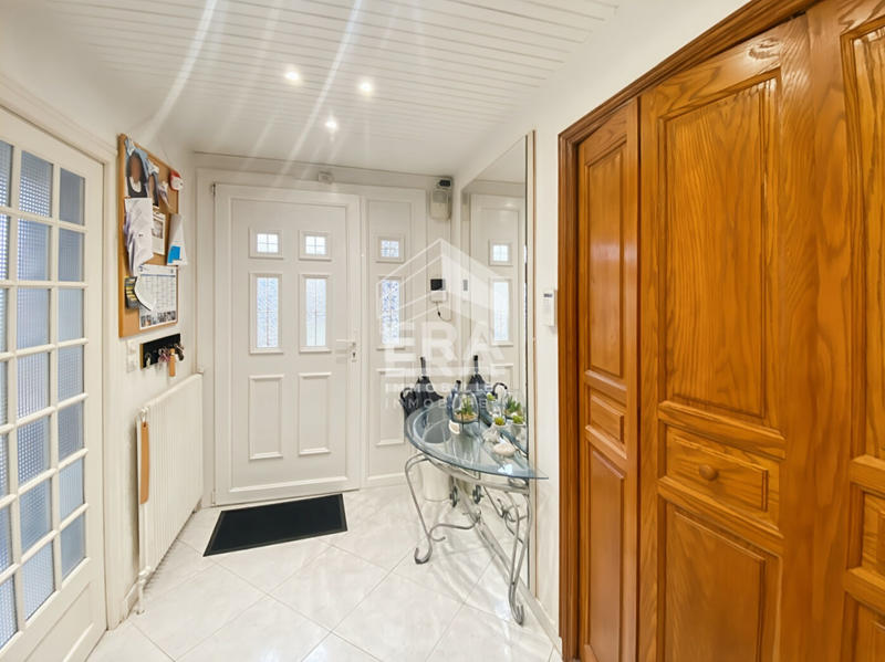 Maison - 143 m² - 6 pièces