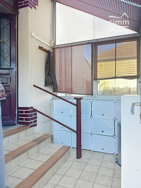 Maison - 104 m² - 5 pièces