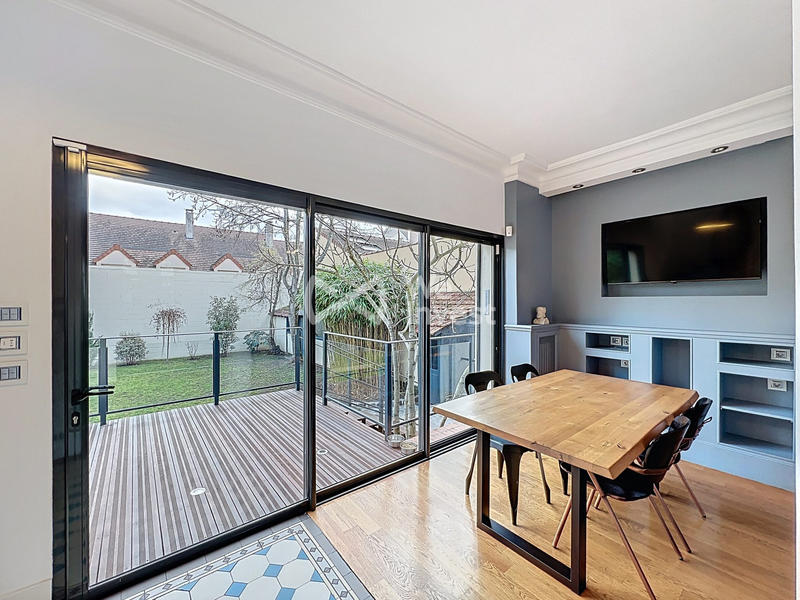 Maison - 120 m² - 5 pièces