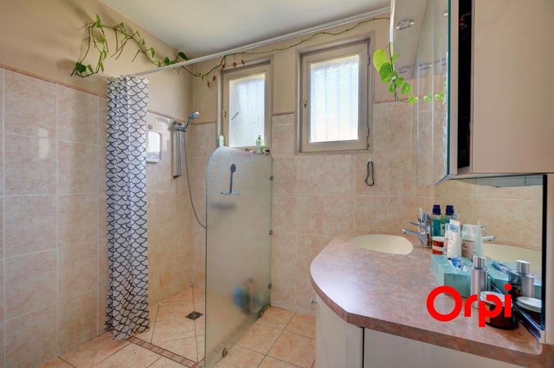 Maison - 179 m² - 4 pièces