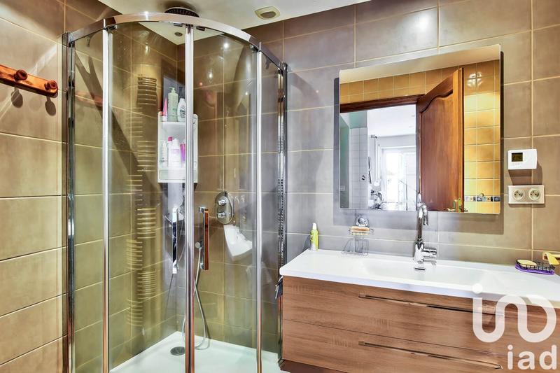 Maison - 262 m² - 10 pièces