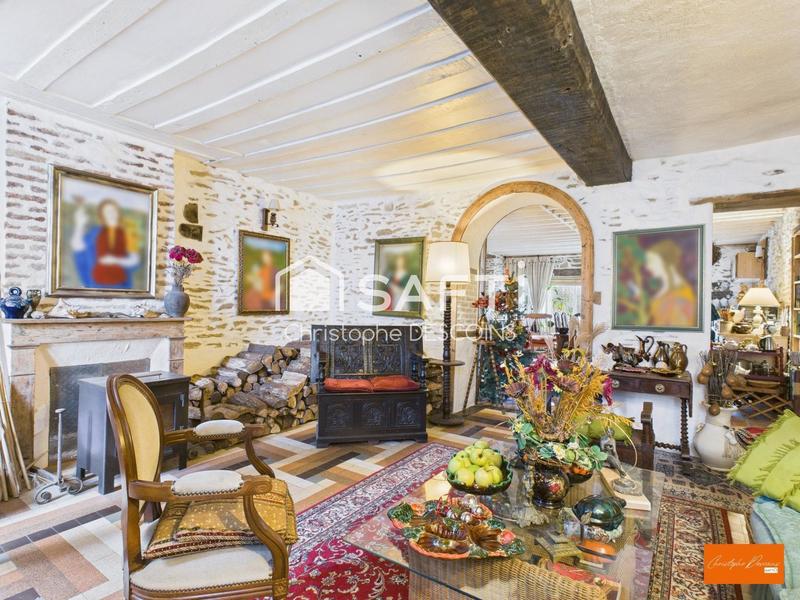 Maison - 150 m² - 10 pièces