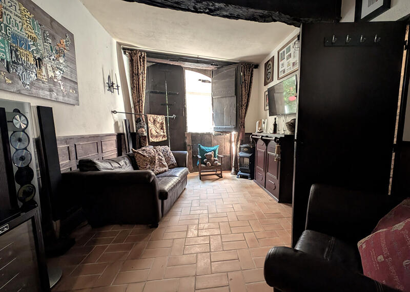 Maison - 177 m² - 7 pièces