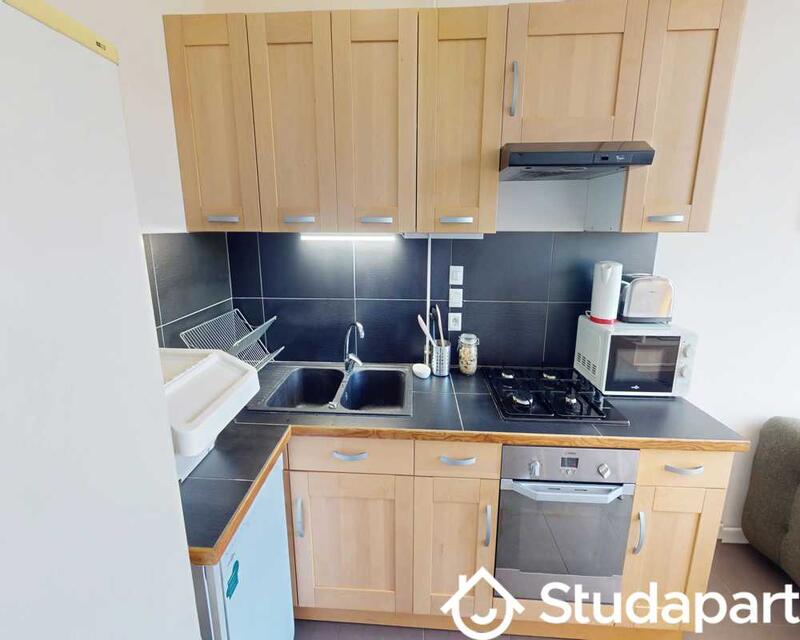 Chambre - 70 m² - 1 pièce