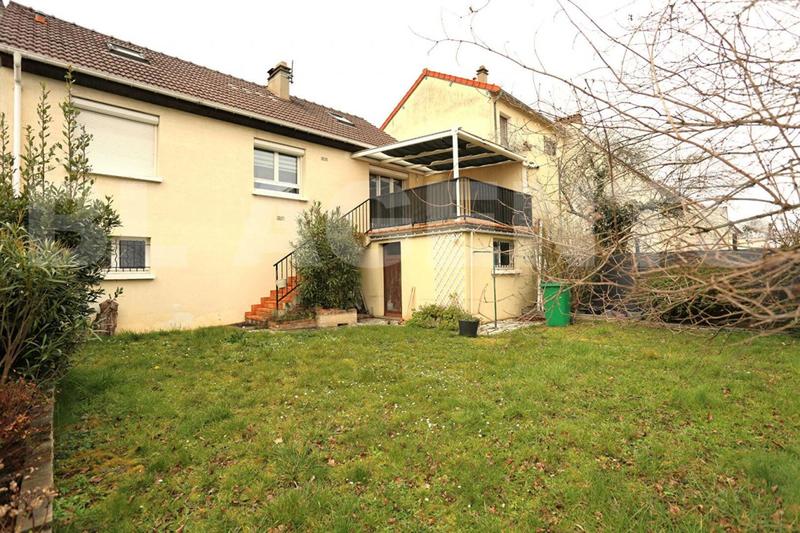 Maison traditionnelle - 123 m² - 5 pièces