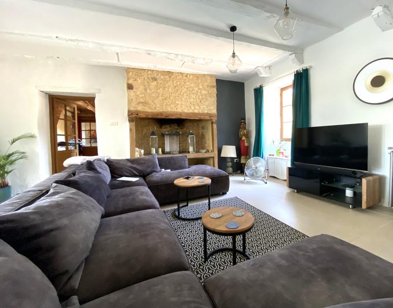 Maison traditionnelle - 174 m² - 7 pièces