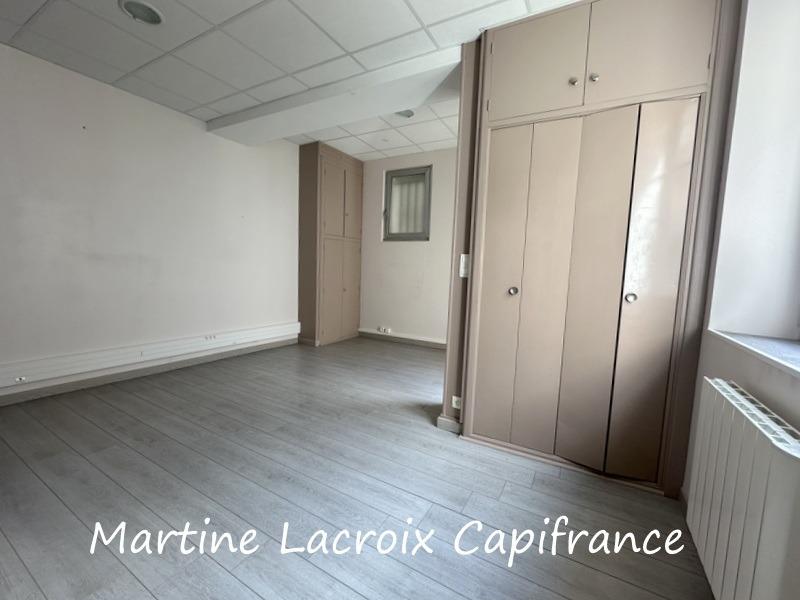 Immeuble - 253 m² - 13 pièces