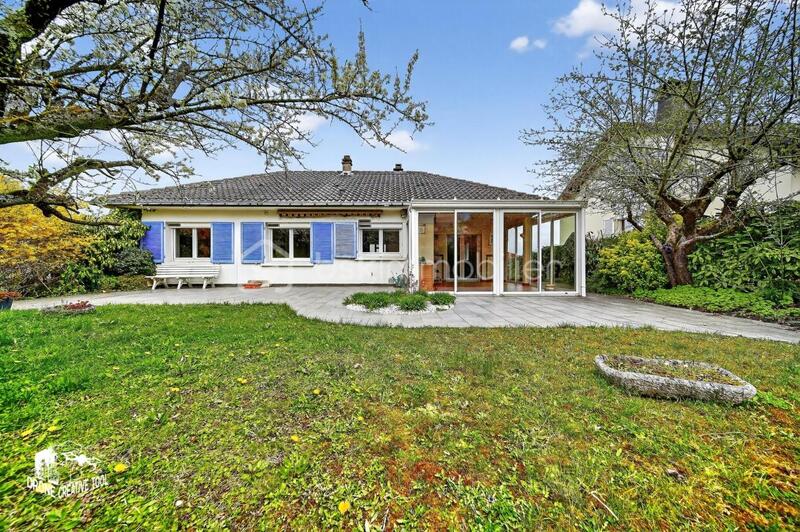 Maison traditionnelle - 165 m² - 7 pièces