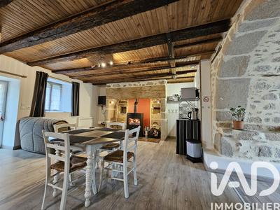 Maison - 179 m² - 7 pièces