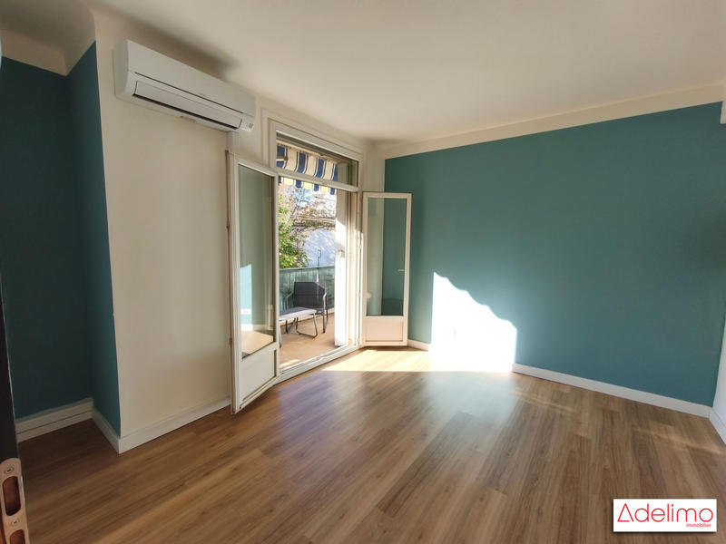 Appartement - 116 m² - 6 pièces