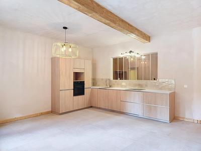 Appartement - 87 m² - 4 pièces