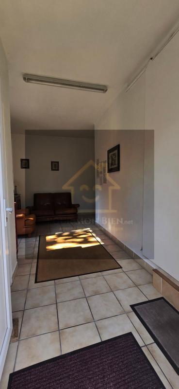 Propriété - 250 m² - 6 pièces