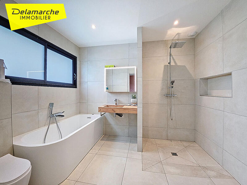 Maison - 160 m² - 6 pièces