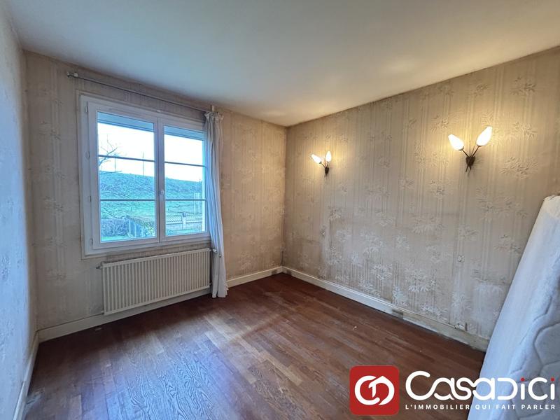 Maison - 94 m² - 5 pièces