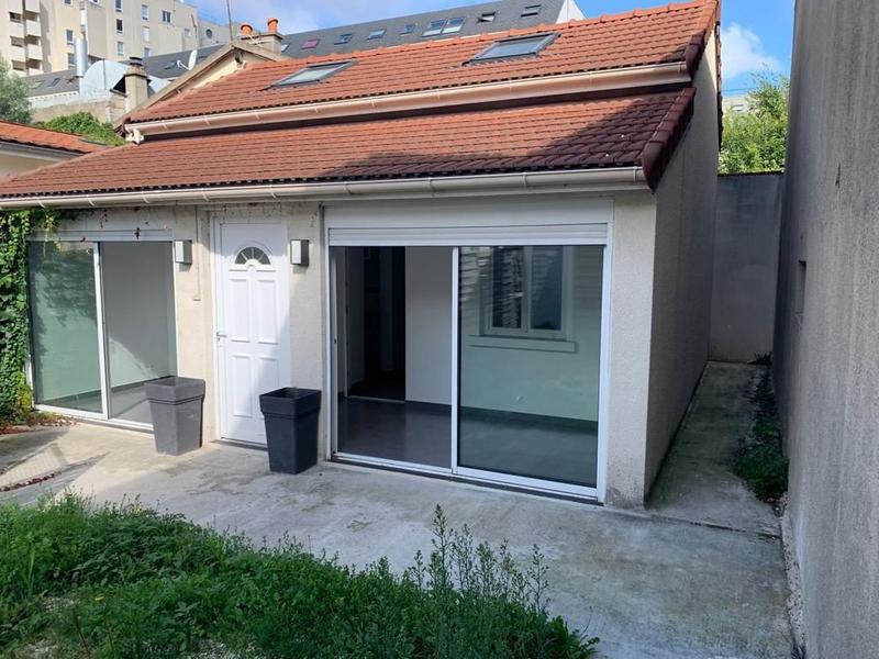 Immeuble - 240 m² - 2 pièces