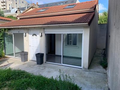 Immeuble - 240 m² - 2 pièces