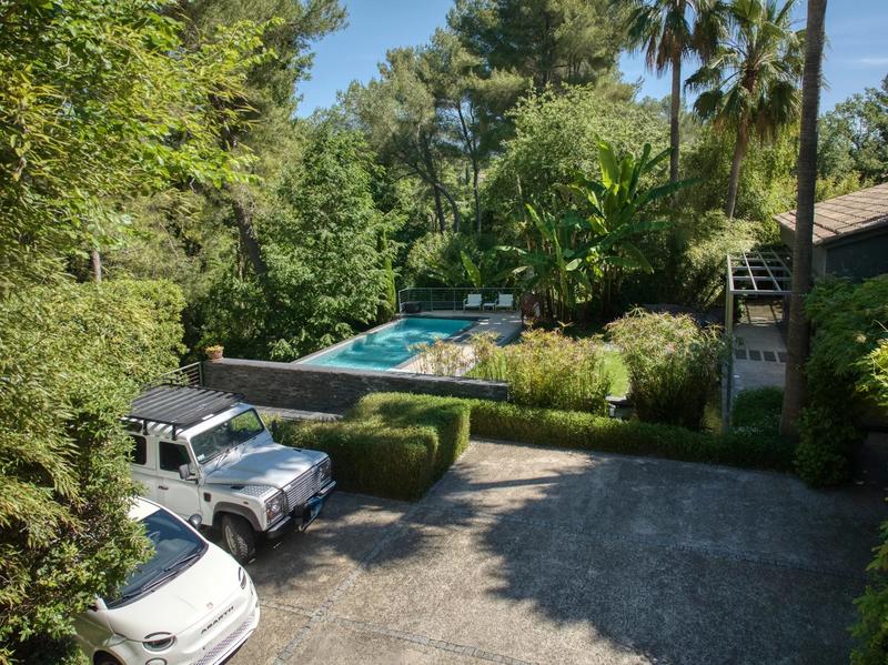 Villa - 350 m² - 8 pièces