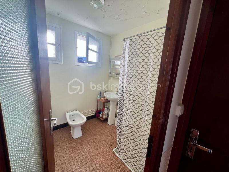 Maison - 80 m² - 5 pièces