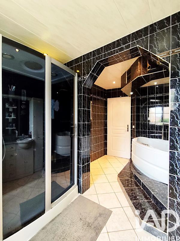 Maison - 156 m² - 6 pièces