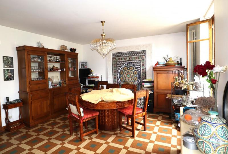 Maison - 152 m² - 6 pièces
