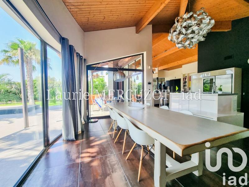 Maison de maîtres - 260 m² - 7 pièces