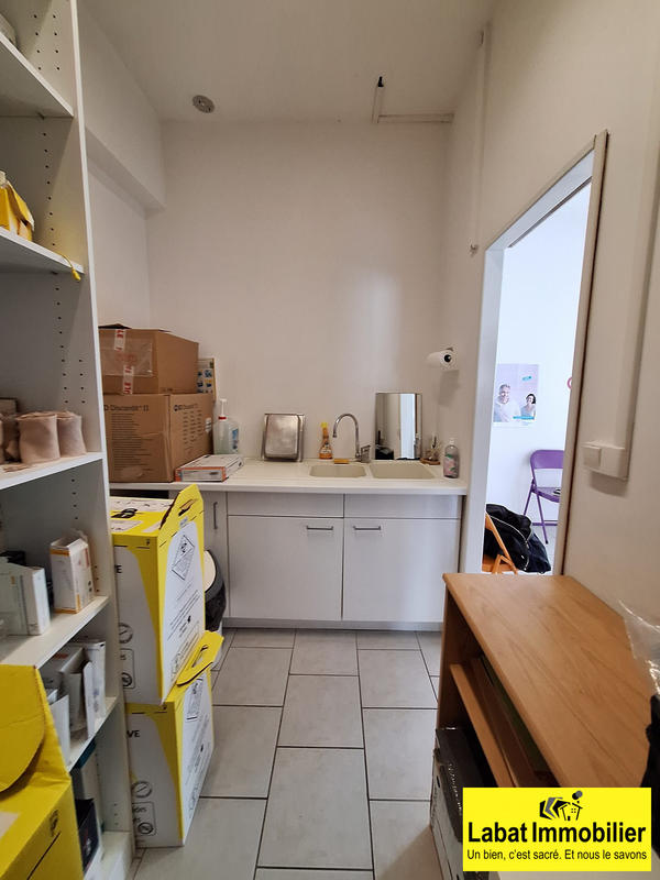 Local commercial - 37 m² - 3 pièces