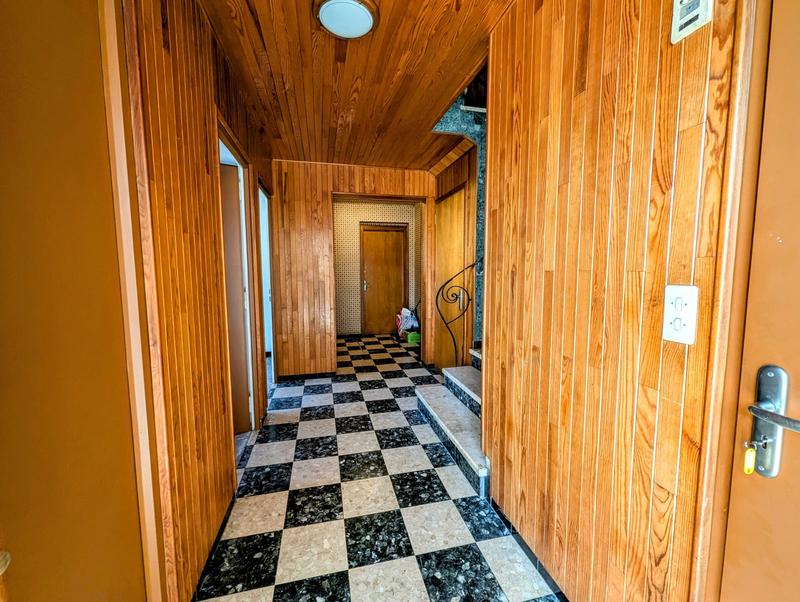 Appartement - 302 m² - 16 pièces