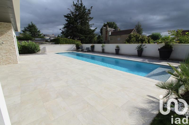 Maison - 186 m² - 7 pièces