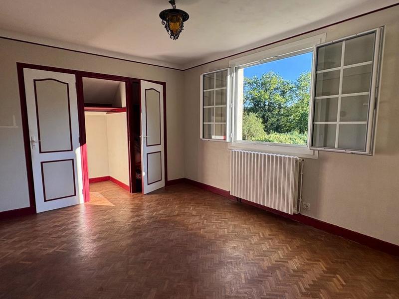 Maison ancienne - 110 m² - 4 pièces