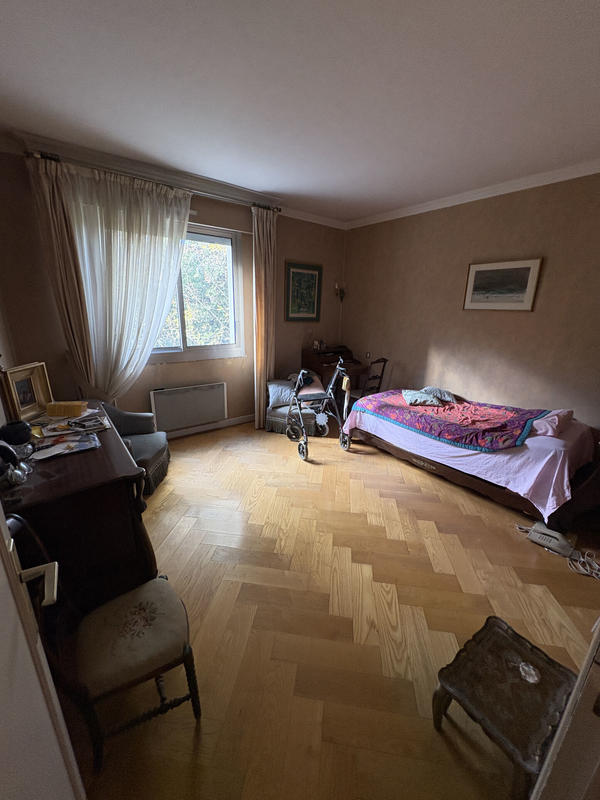 Appartement - 140 m² - 4 pièces