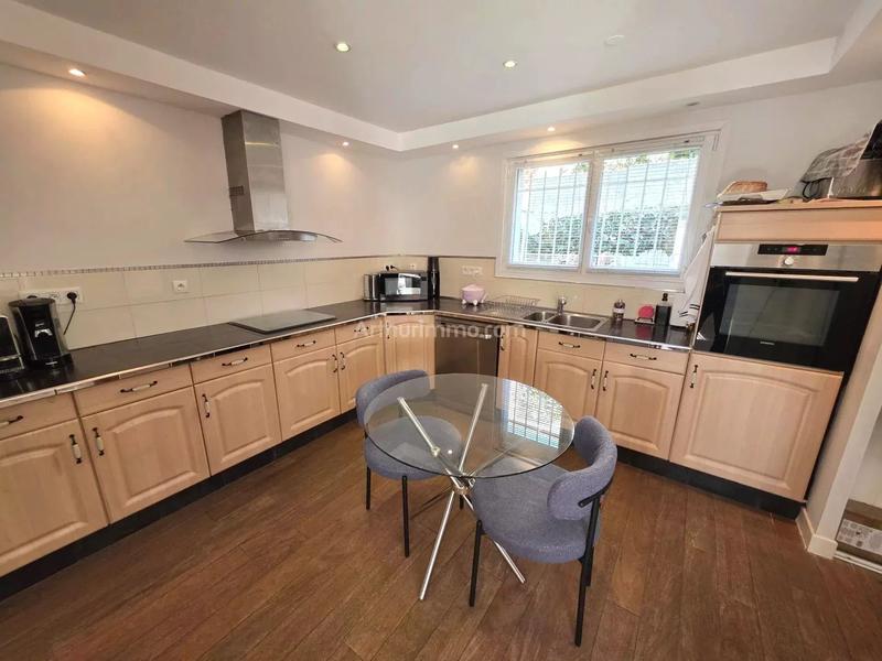 Maison - 98 m² - 4 pièces