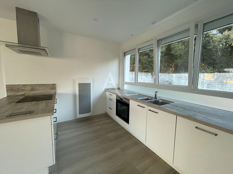 Maison - 86 m² - 4 pièces