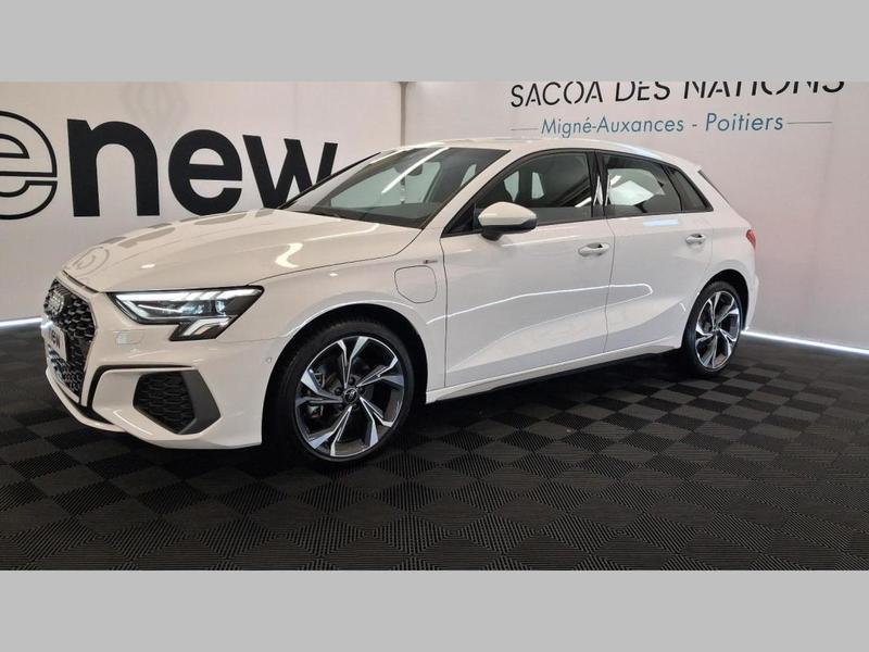 Audi A3 sportback 40 TFSIe 204 s tronic 6 s line