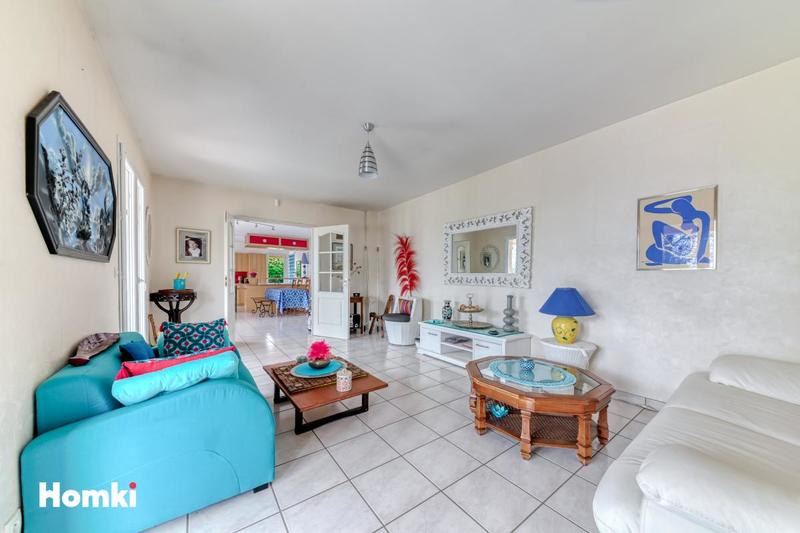 Maison - 140 m² - 6 pièces