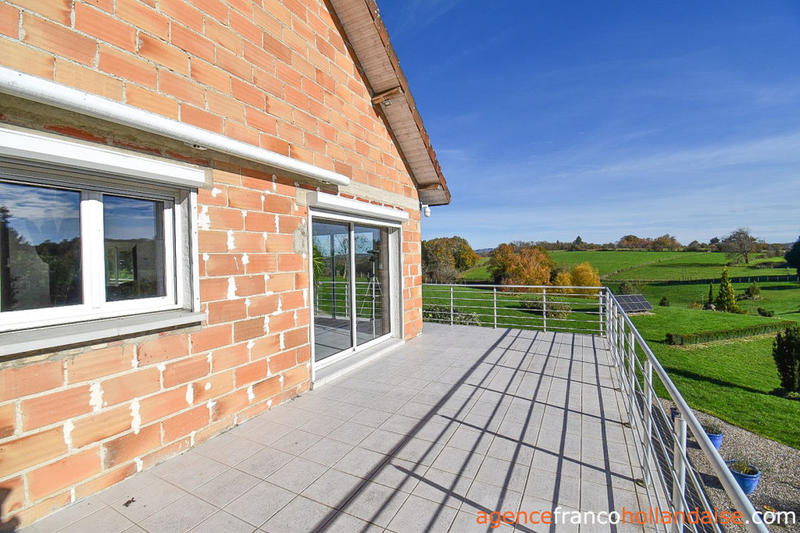 Maison de campagne - 96 m² - 2 pièces
