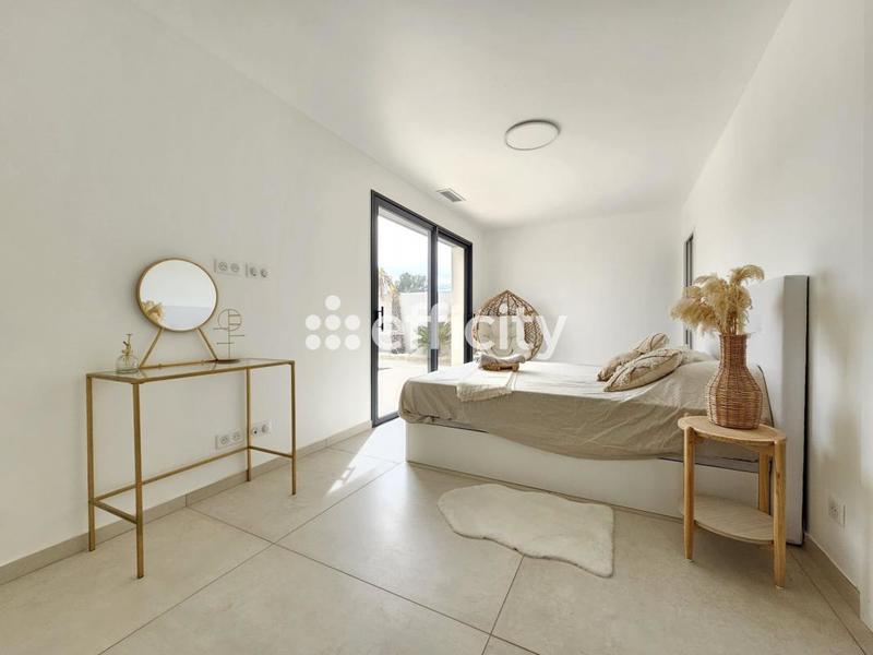 Maison - 138 m² - 5 pièces