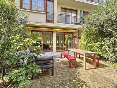 Appartement - 145 m² - 7 pièces