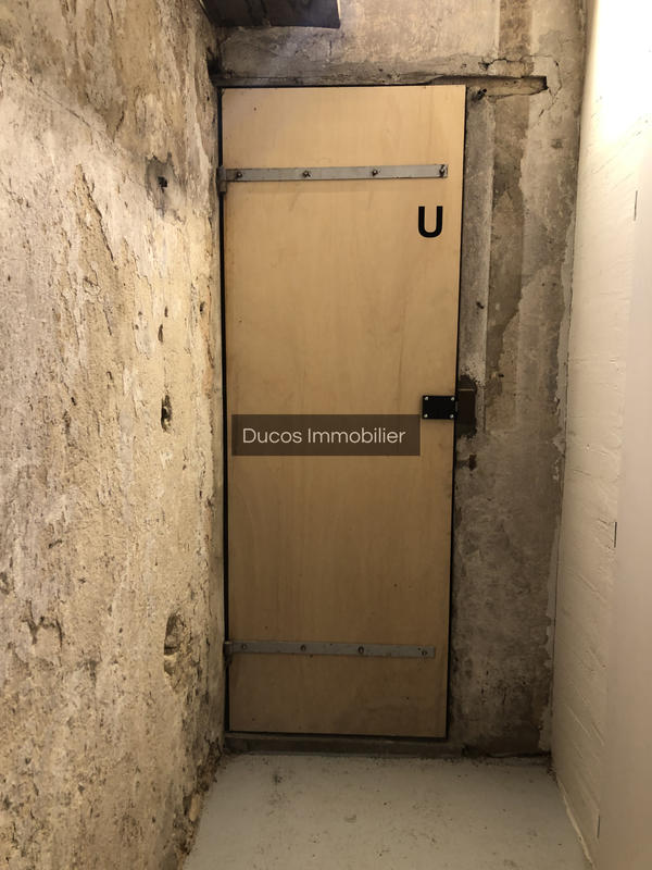 Parking / Garage - 6 m²