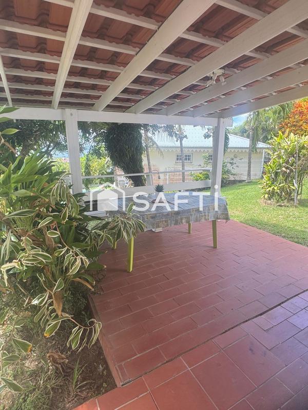 Maison - 327 m² - 10 pièces