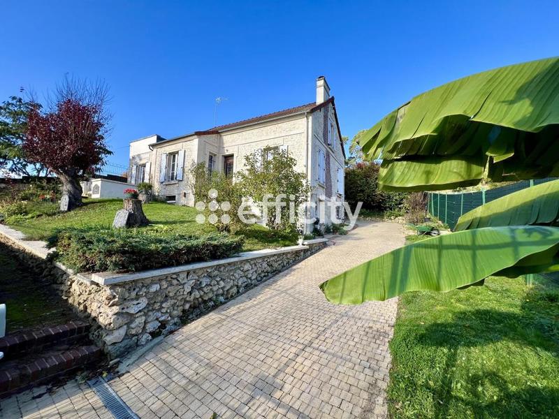 Maison - 136 m² - 5 pièces