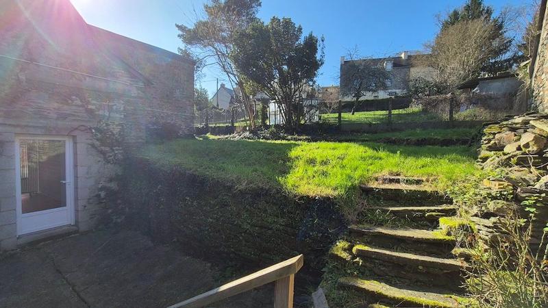 Maison - 104 m² - 4 pièces