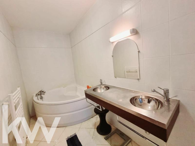 Viager - Appartement - 104 m² - 3 pièces