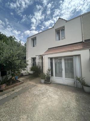 Maison - 100 m² - 5 pièces