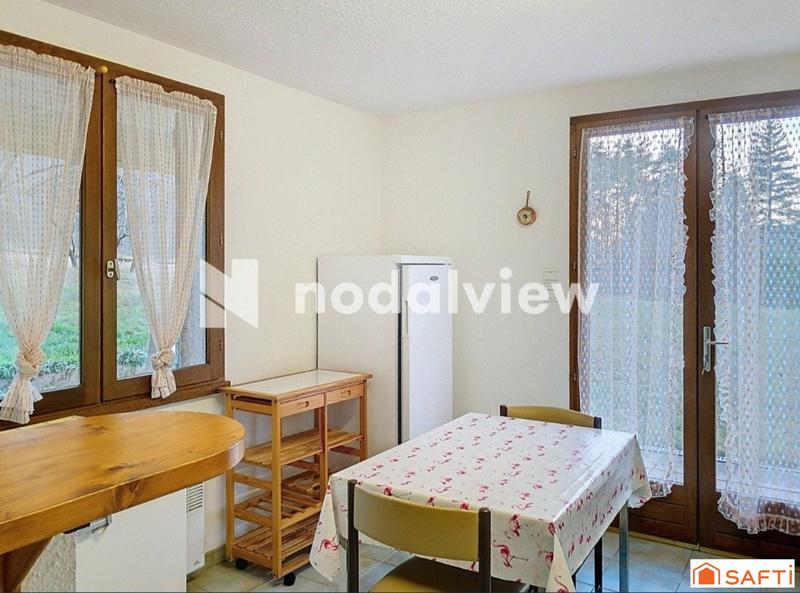 Maison - 180 m² - 6 pièces