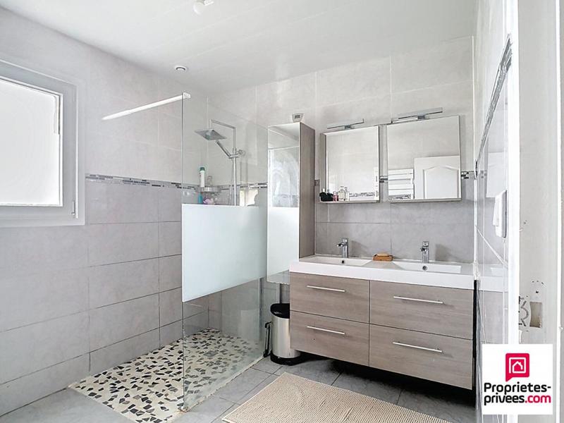 Maison - 108 m² - 5 pièces