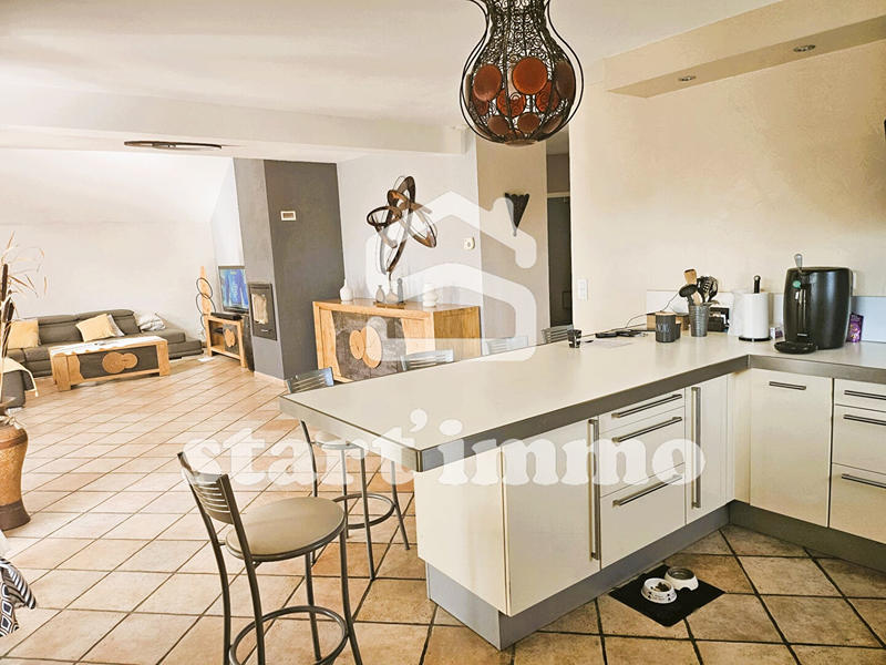 Maison - 188 m² - 6 pièces