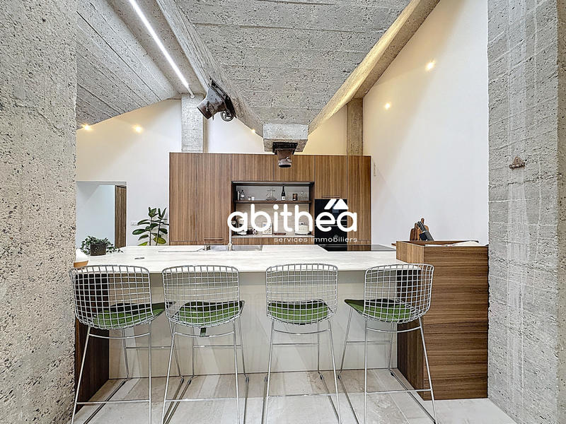 Maison - 151 m² - 5 pièces