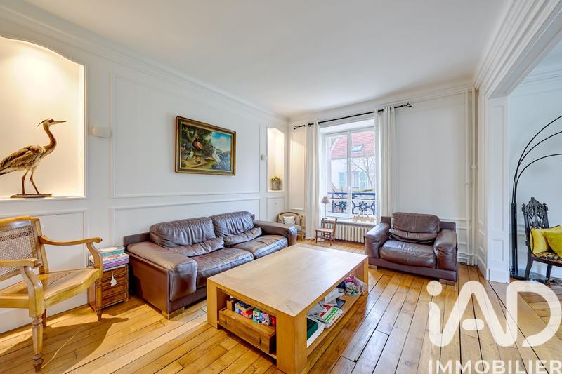Maison - 299 m² - 10 pièces