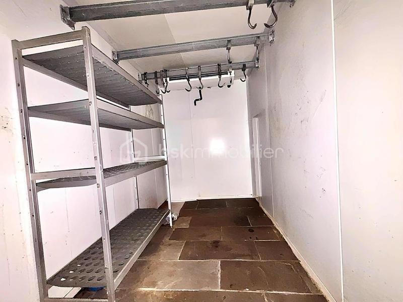 Local commercial - 110 m² - 7 pièces