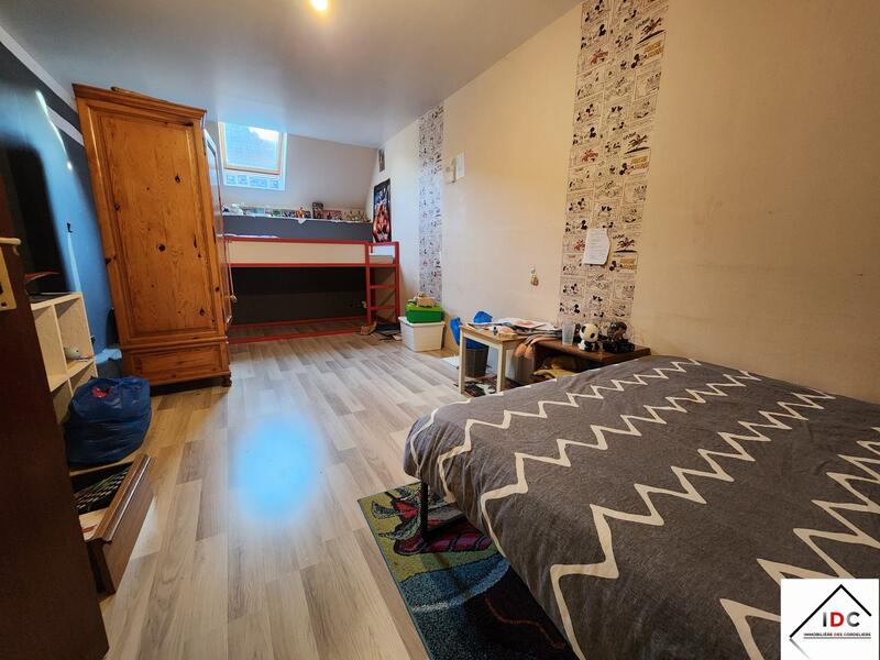 Maison - 170 m² - 7 pièces